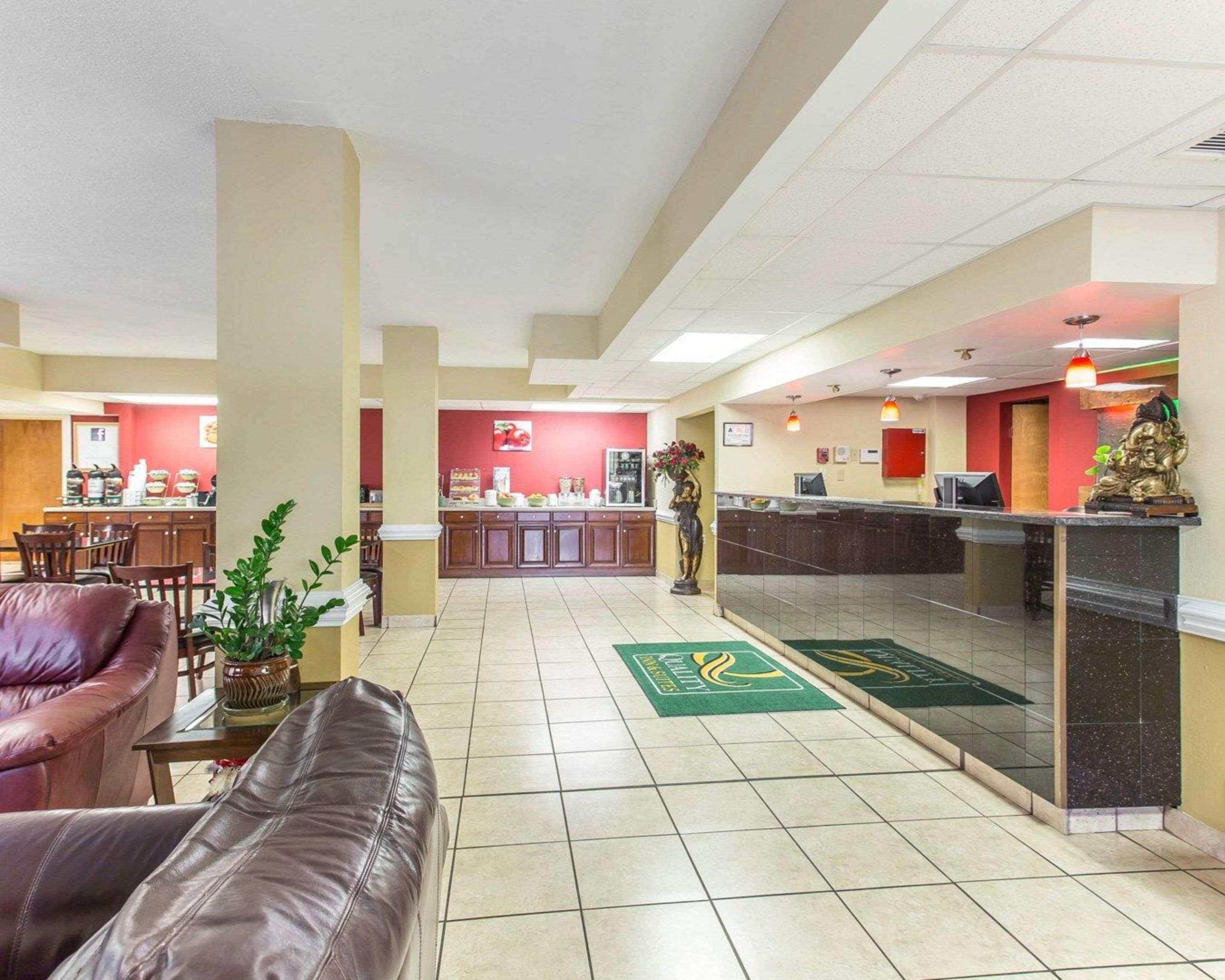 Clarion Pointe Statesville Eksteriør bilde