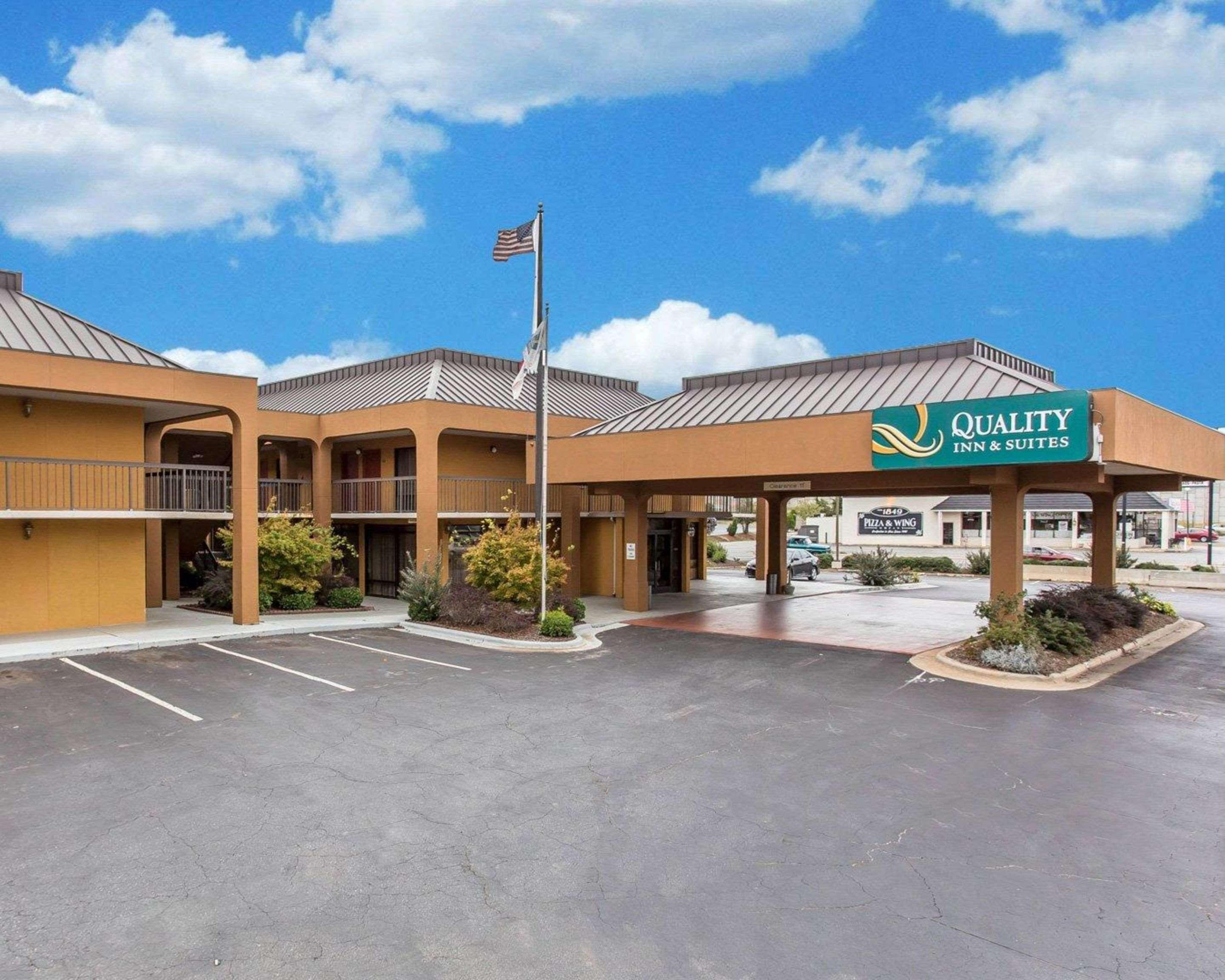 Clarion Pointe Statesville Eksteriør bilde