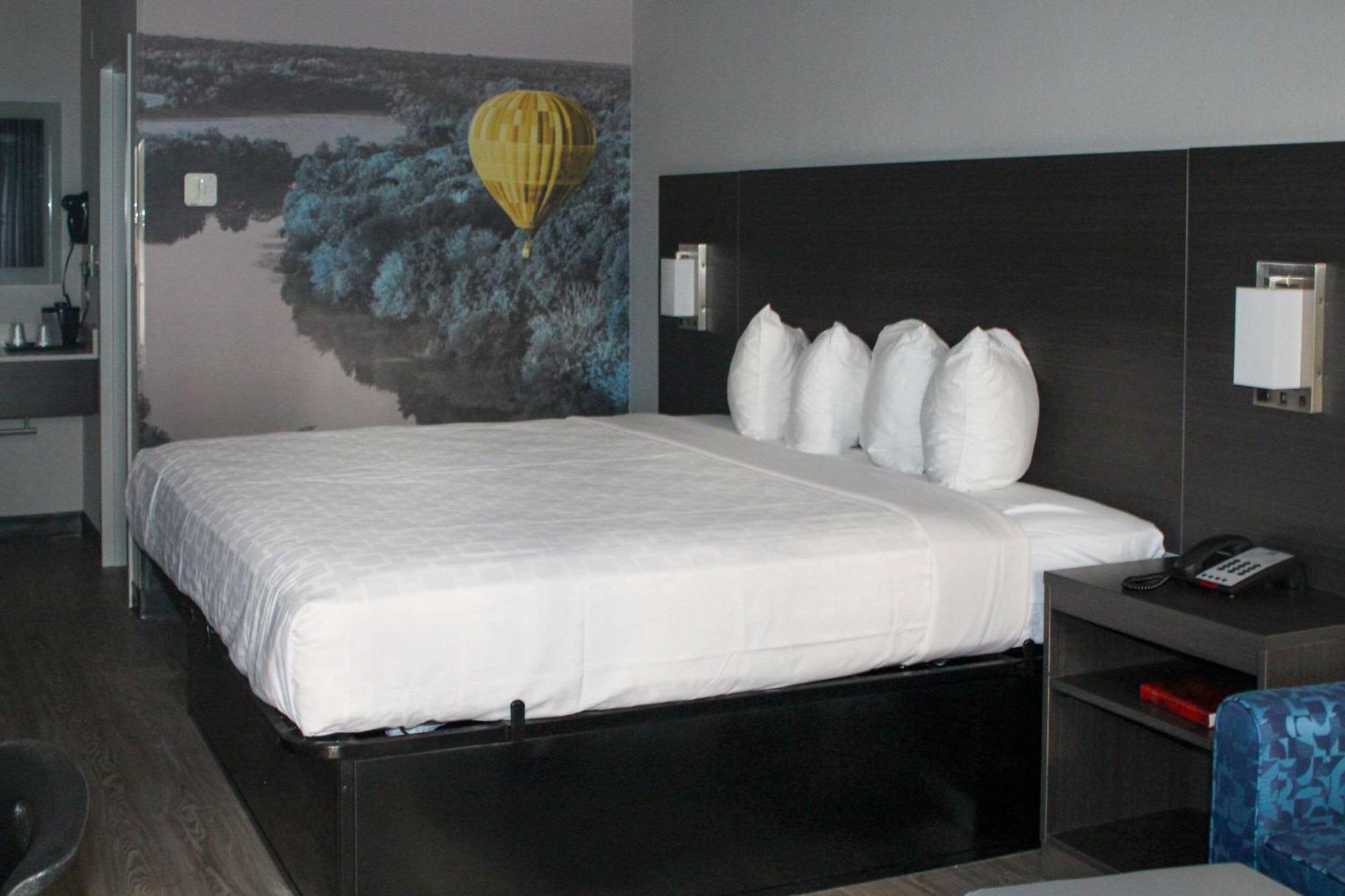 Clarion Pointe Statesville Eksteriør bilde